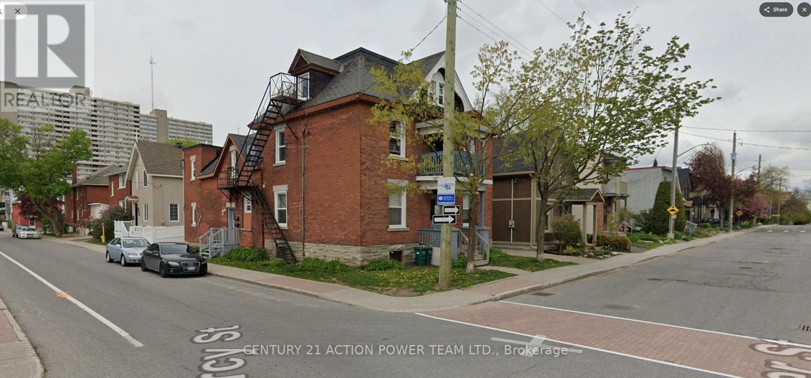 1-703 Cooper Street, Ottawa, ON, K1R 5J3