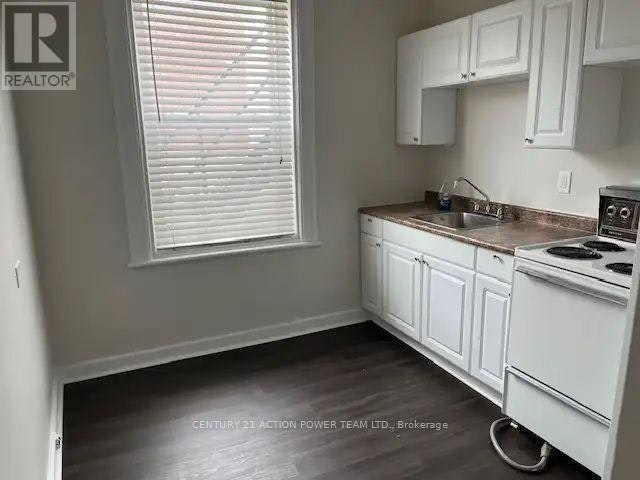 1-703 Cooper Street, Ottawa, ON, K1R 5J3 - 3