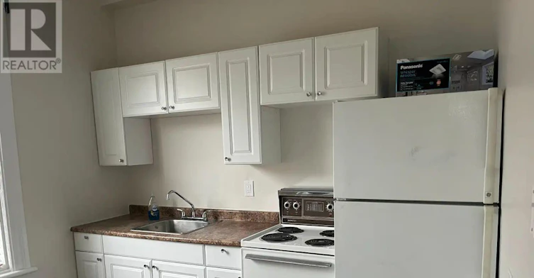 1-703 Cooper Street, Ottawa, ON, K1R 5J3 - 2