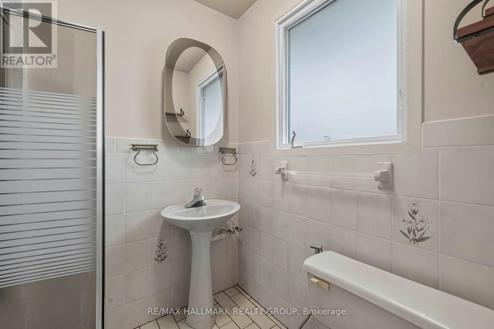 1038 Arnot Road, Ottawa, ON, K2C 0H4 - 23