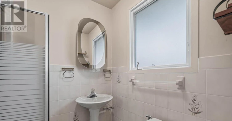 1038 Arnot Road, Ottawa, ON, K2C 0H4 - 23