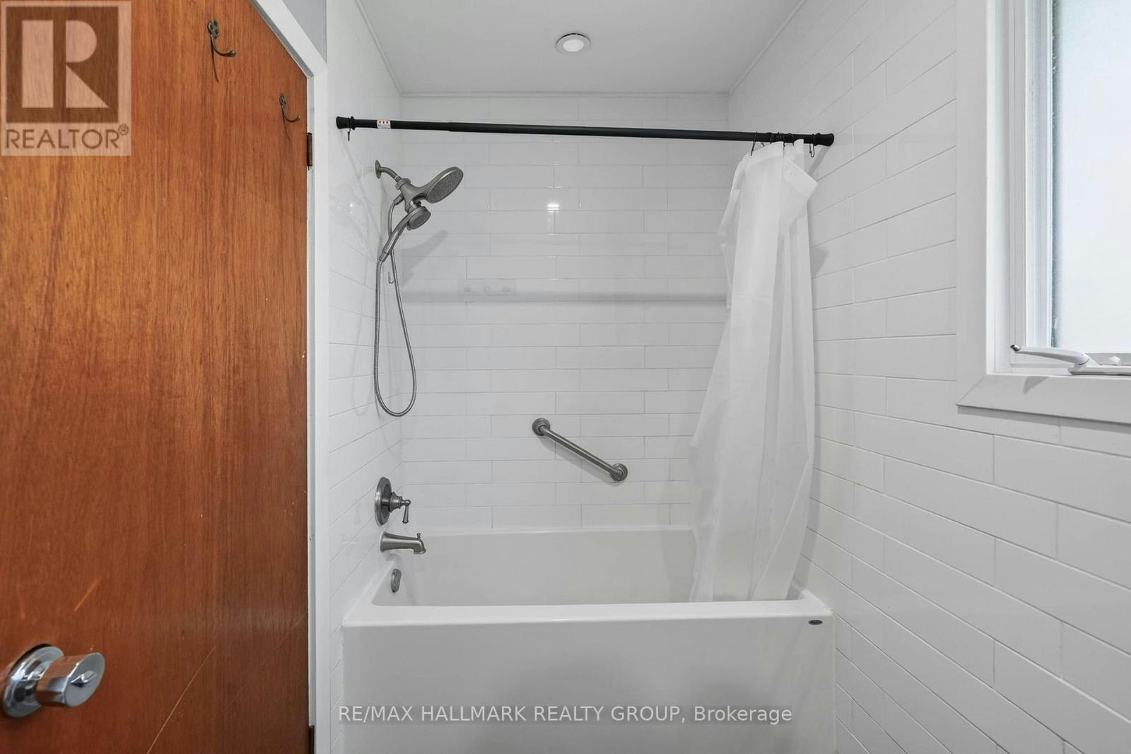1038 Arnot Road, Ottawa, ON, K2C 0H4 - 29