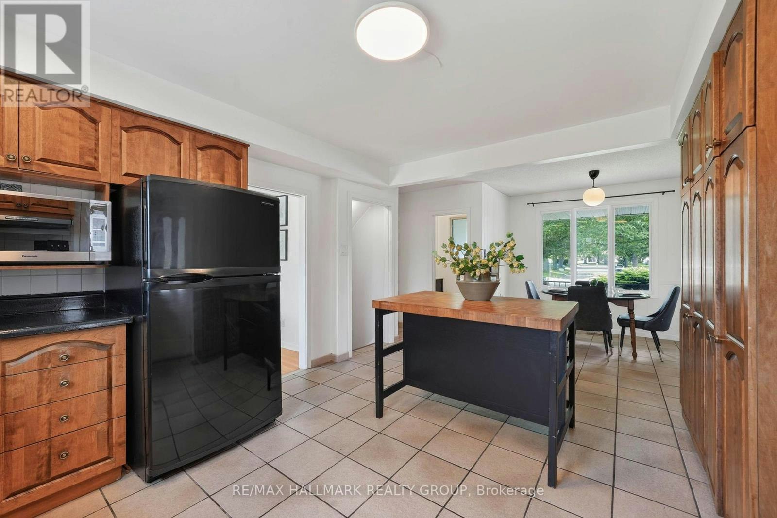 1038 Arnot Road, Ottawa, ON, K2C 0H4 - 17