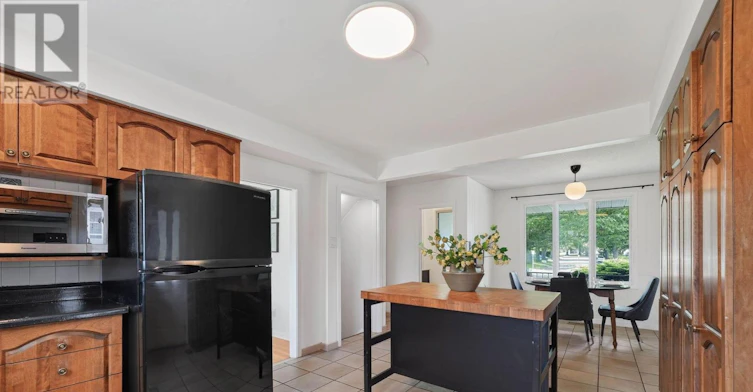 1038 Arnot Road, Ottawa, ON, K2C 0H4 - 17