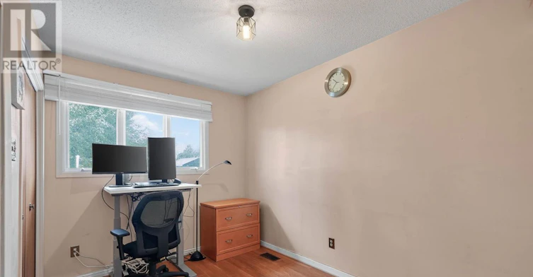 1038 Arnot Road, Ottawa, ON, K2C 0H4 - 25
