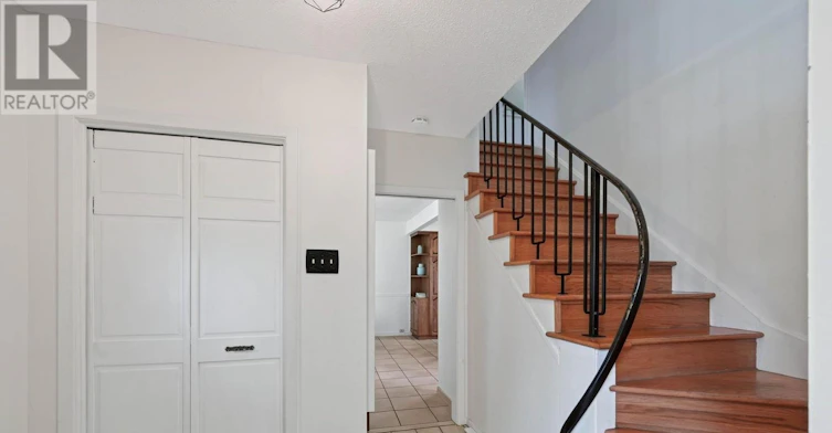 1038 Arnot Road, Ottawa, ON, K2C 0H4 - 4