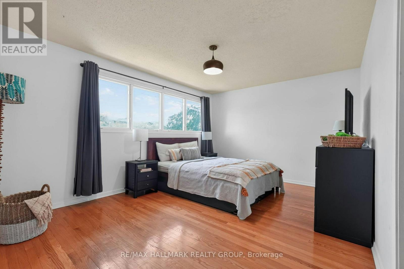 1038 Arnot Road, Ottawa, ON, K2C 0H4 - 21