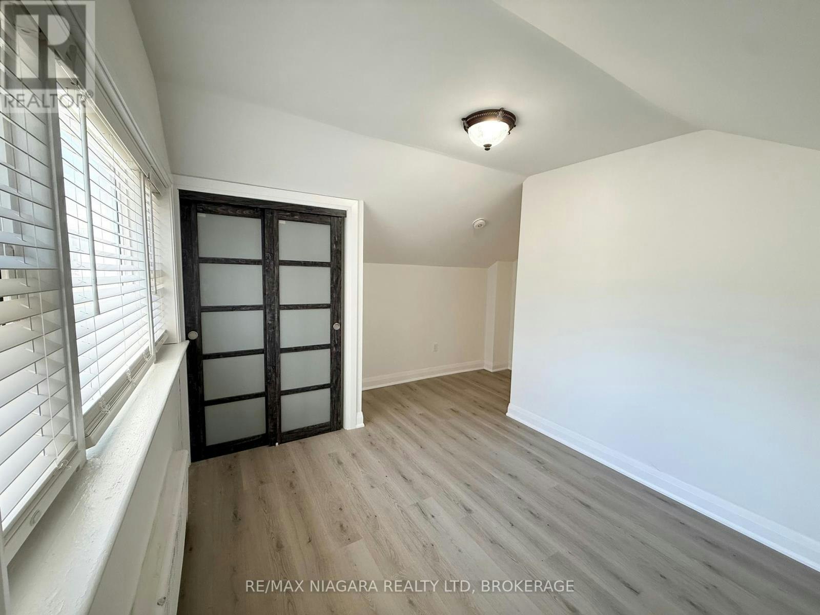 2-4711 River Road, Niagara Falls, ON, L2E 3G2 - 17