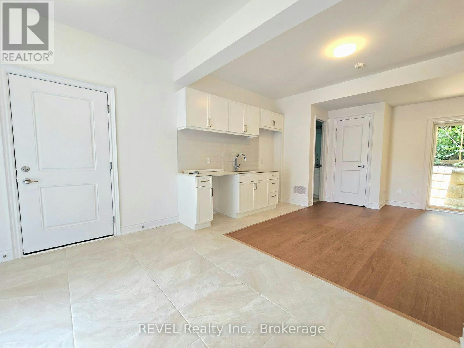 2-15 Lake Street, Grimsby, ON, L3M 2G4 - 15