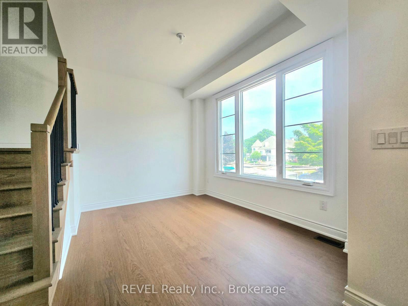2-15 Lake Street, Grimsby, ON, L3M 2G4 - 24