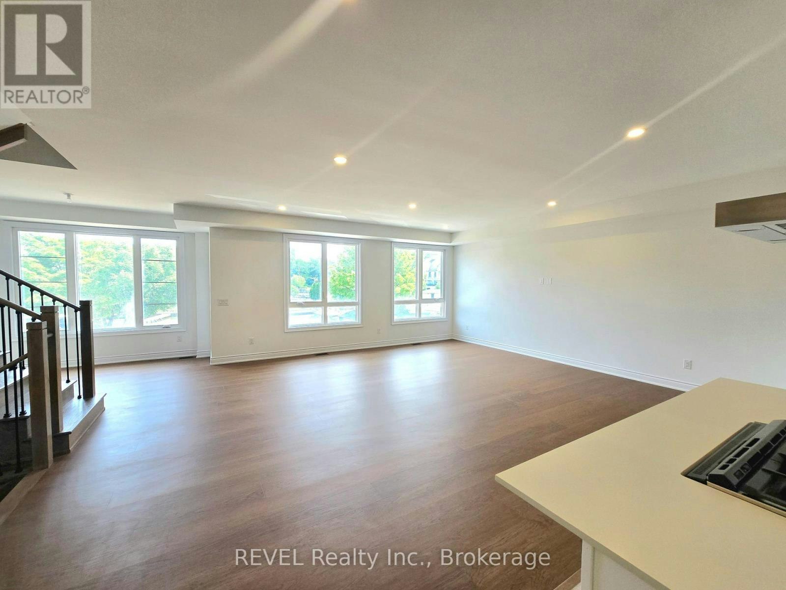 2-15 Lake Street, Grimsby, ON, L3M 2G4 - 30