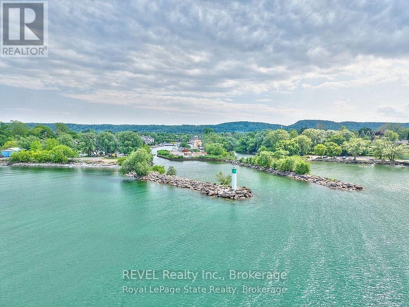2-15 Lake Street, Grimsby, ON, L3M 2G4 - 8