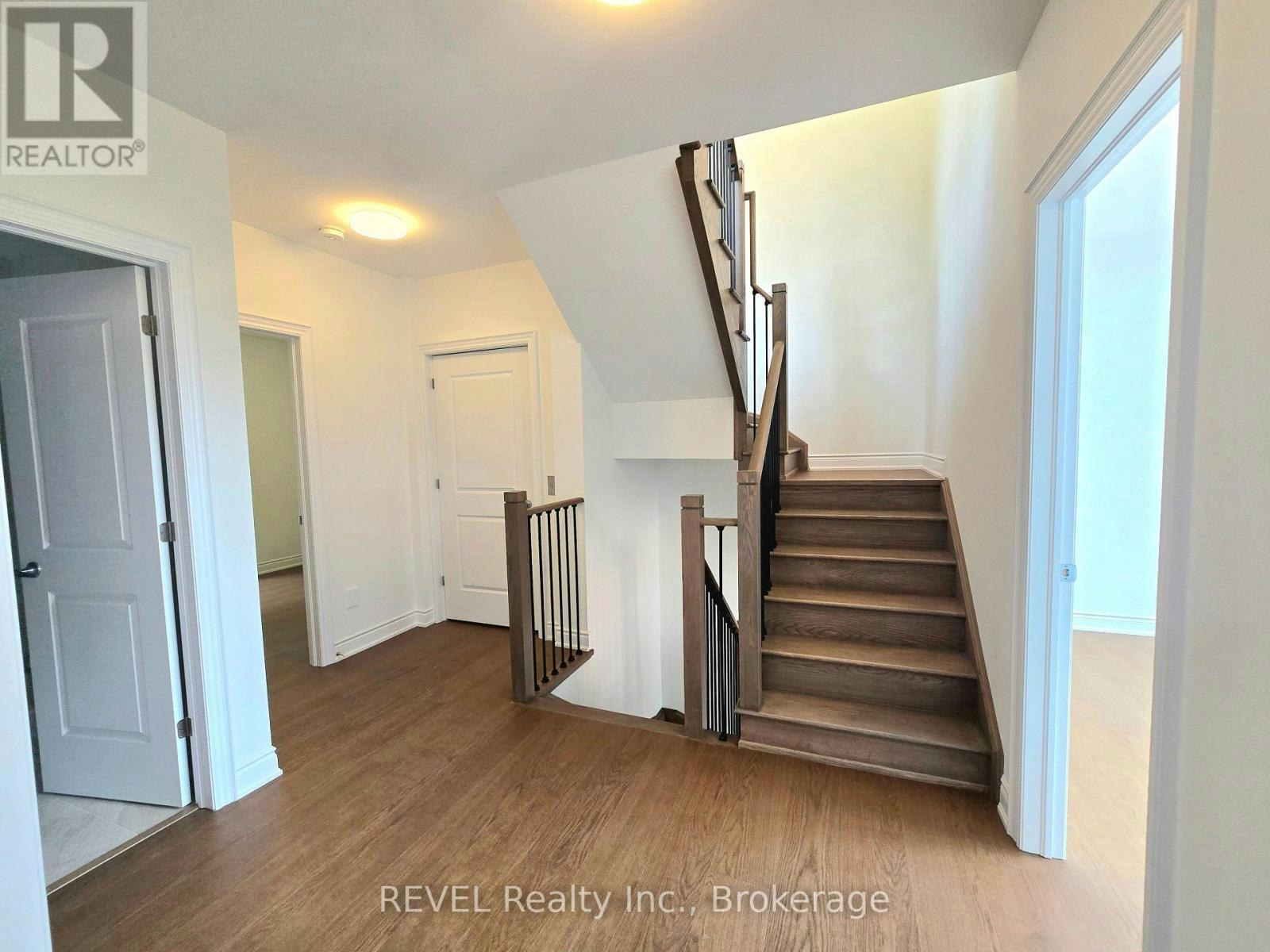 2-15 Lake Street, Grimsby, ON, L3M 2G4 - 42