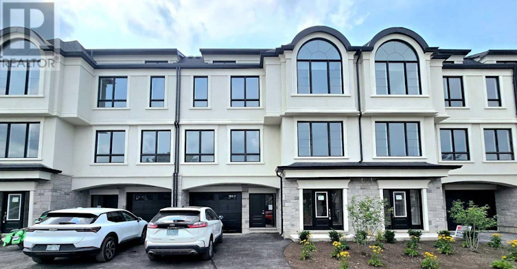 2-15 Lake Street, Grimsby, ON, L3M 2G4