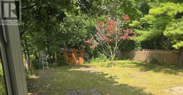 102 Betty Ann Drive, Toronto, ON, M2N 1X2 - 14