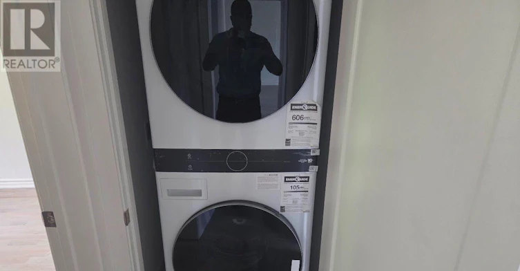 102 Betty Ann Drive, Toronto, ON, M2N 1X2 - 12