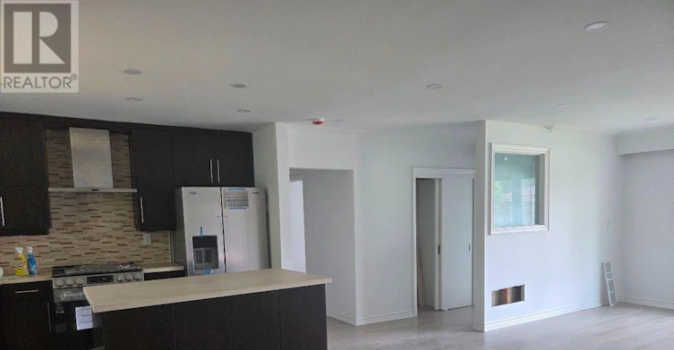 102 Betty Ann Drive, Toronto, ON, M2N 1X2 - 8