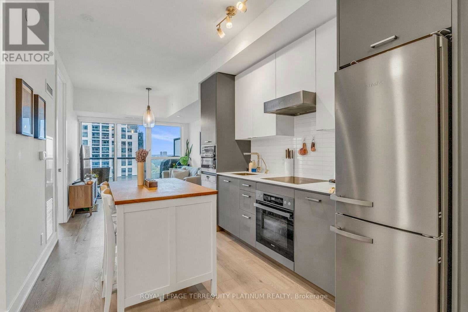 1410-11 Lillian Street, Toronto, ON, M4S 2H7 - 4