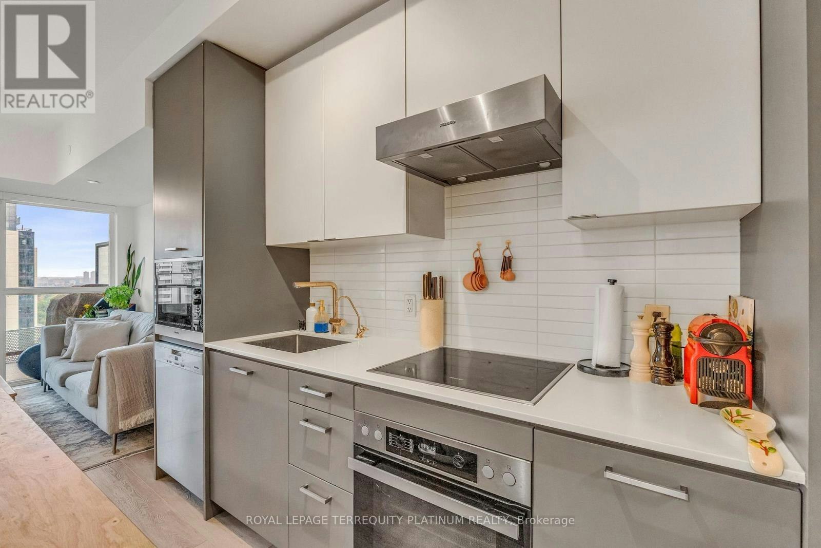 1410-11 Lillian Street, Toronto, ON, M4S 2H7 - 6