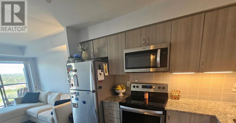 1610-1255 Bayly Street, Pickering, ON, L1W 0B6 - 3