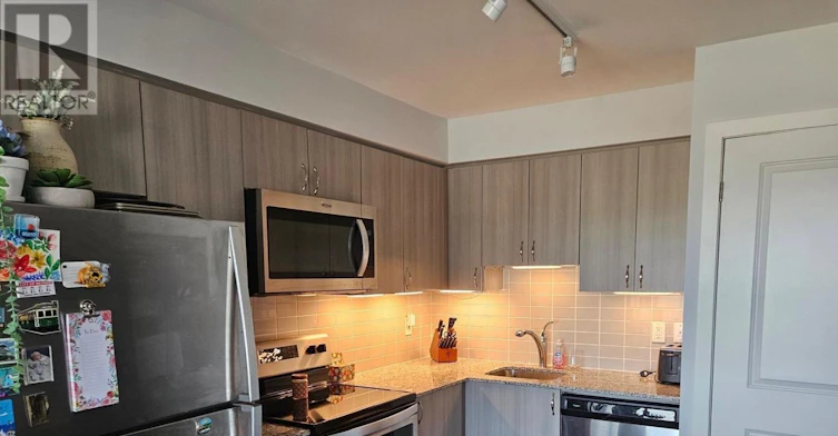 1610-1255 Bayly Street, Pickering, ON, L1W 0B6 - 4