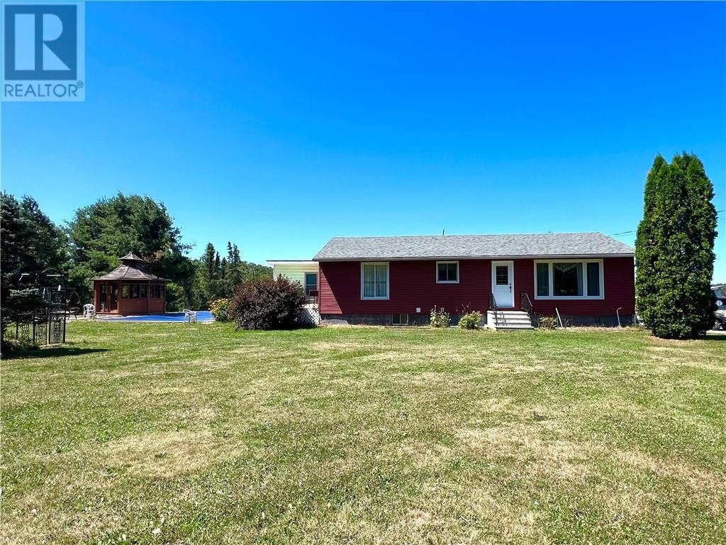 1469 Munro Road, Markstay, ON, P0H 2N0