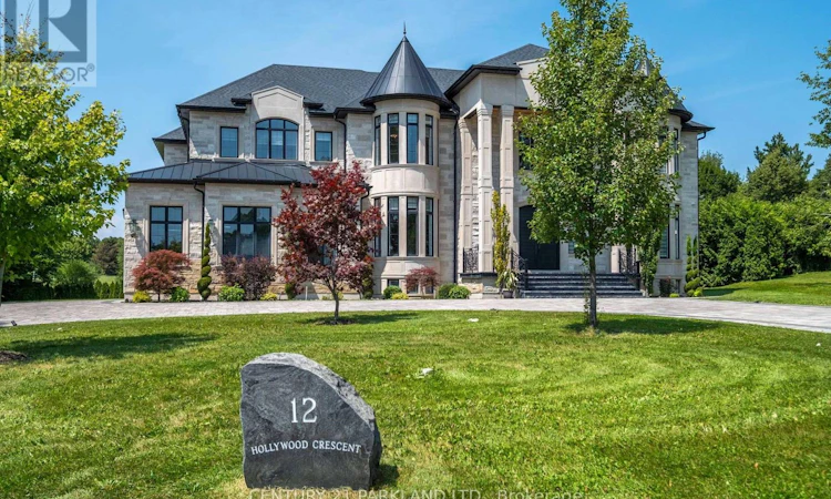 12 Hollywood Crescent