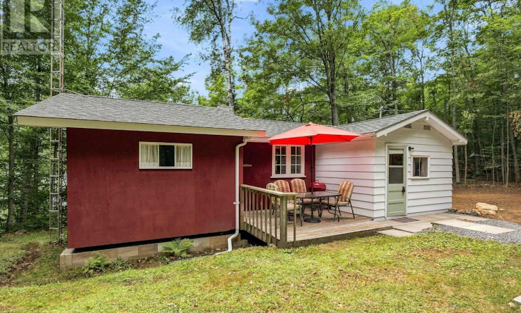 1075 Nanook Lane