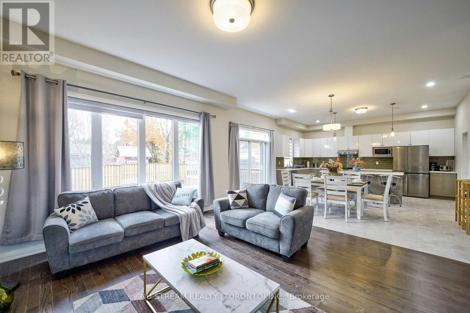 3185 Searidge Street, Severn, ON, L3V 8R1 - 9