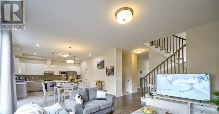 3185 Searidge Street, Severn, ON, L3V 8R1 - 10