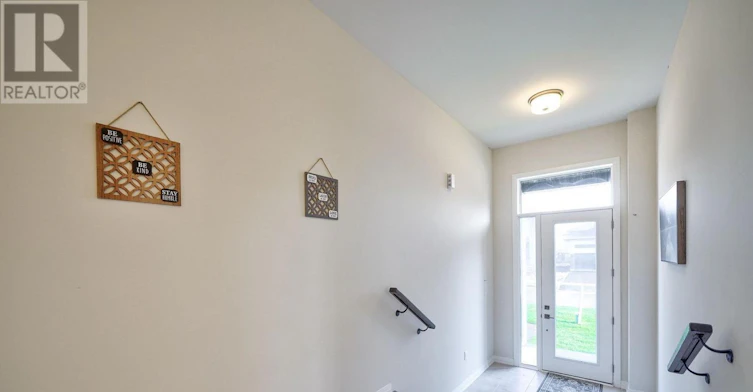 3185 Searidge Street, Severn, ON, L3V 8R1 - 5