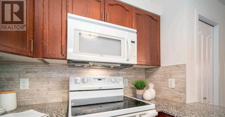 2203-6 Dayspring Circle, Brampton, ON, L6P 2Z6 - 7