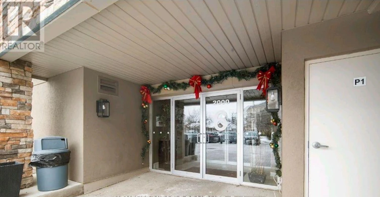 2203-6 Dayspring Circle, Brampton, ON, L6P 2Z6 - 3