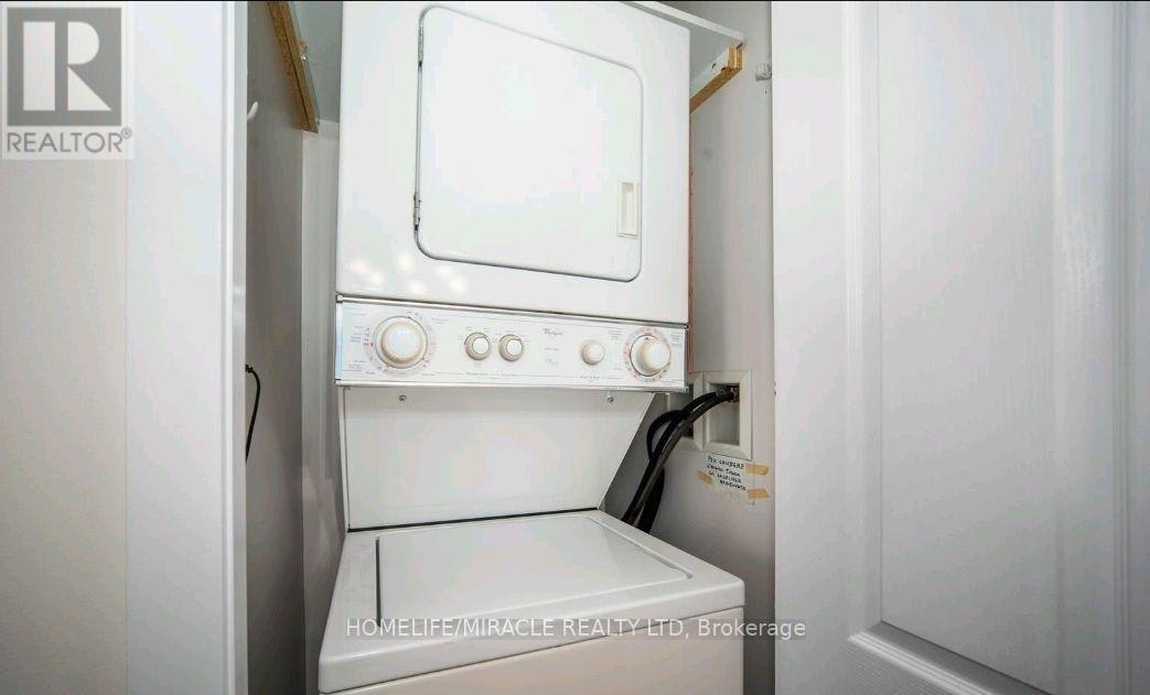 2203-6 Dayspring Circle, Brampton, ON, L6P 2Z6 - 8