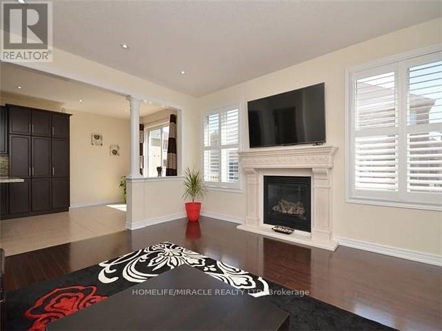 19 Lisson Crescent, Brampton, ON, L6X 5H9 - 5