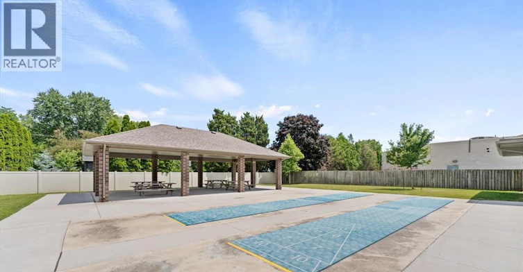 209-5840 Newman Boulevard, Lasalle, ON, N9J 0E3 - 15
