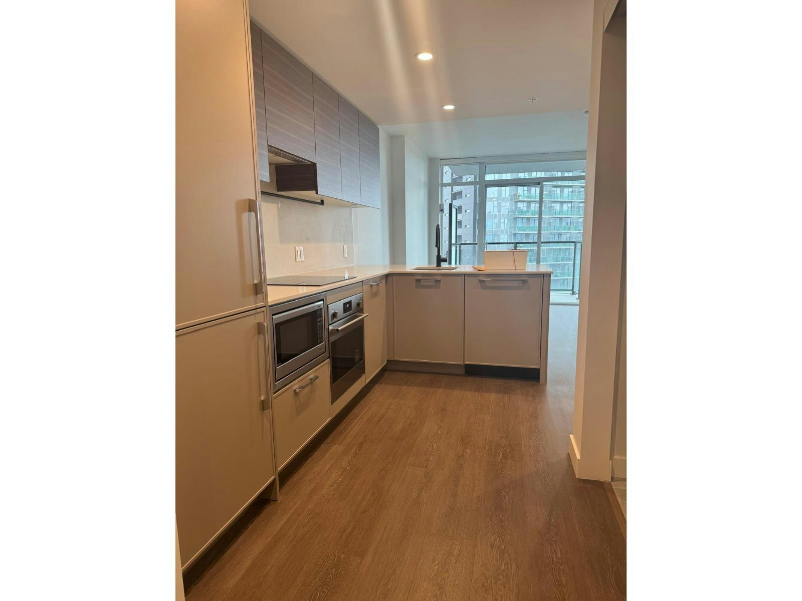 1502-13725 George Junction, Surrey, BC, V3T 0V7 - 4