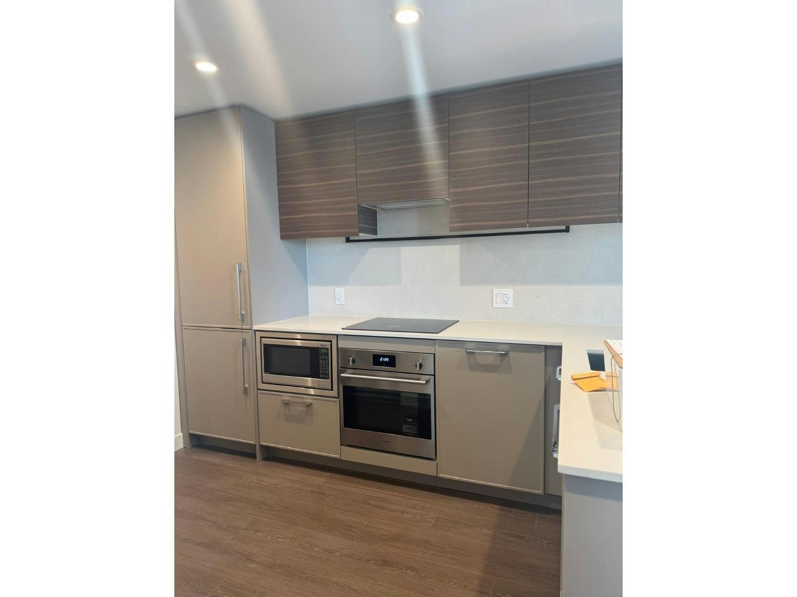 1502-13725 George Junction, Surrey, BC, V3T 0V7 - 5