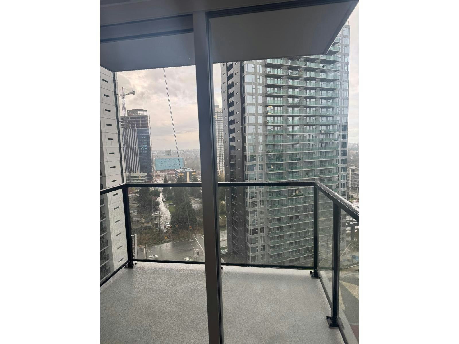 1502-13725 George Junction, Surrey, BC, V3T 0V7 - 11