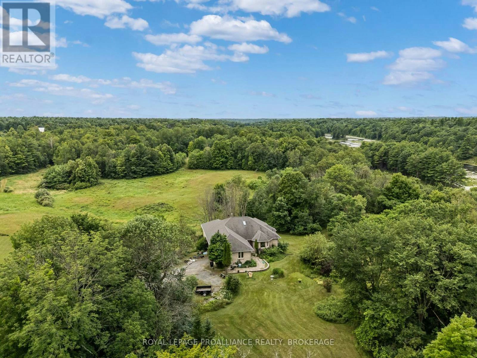 3570 Desert Lake Road, South Frontenac, ON, K0H 2W0