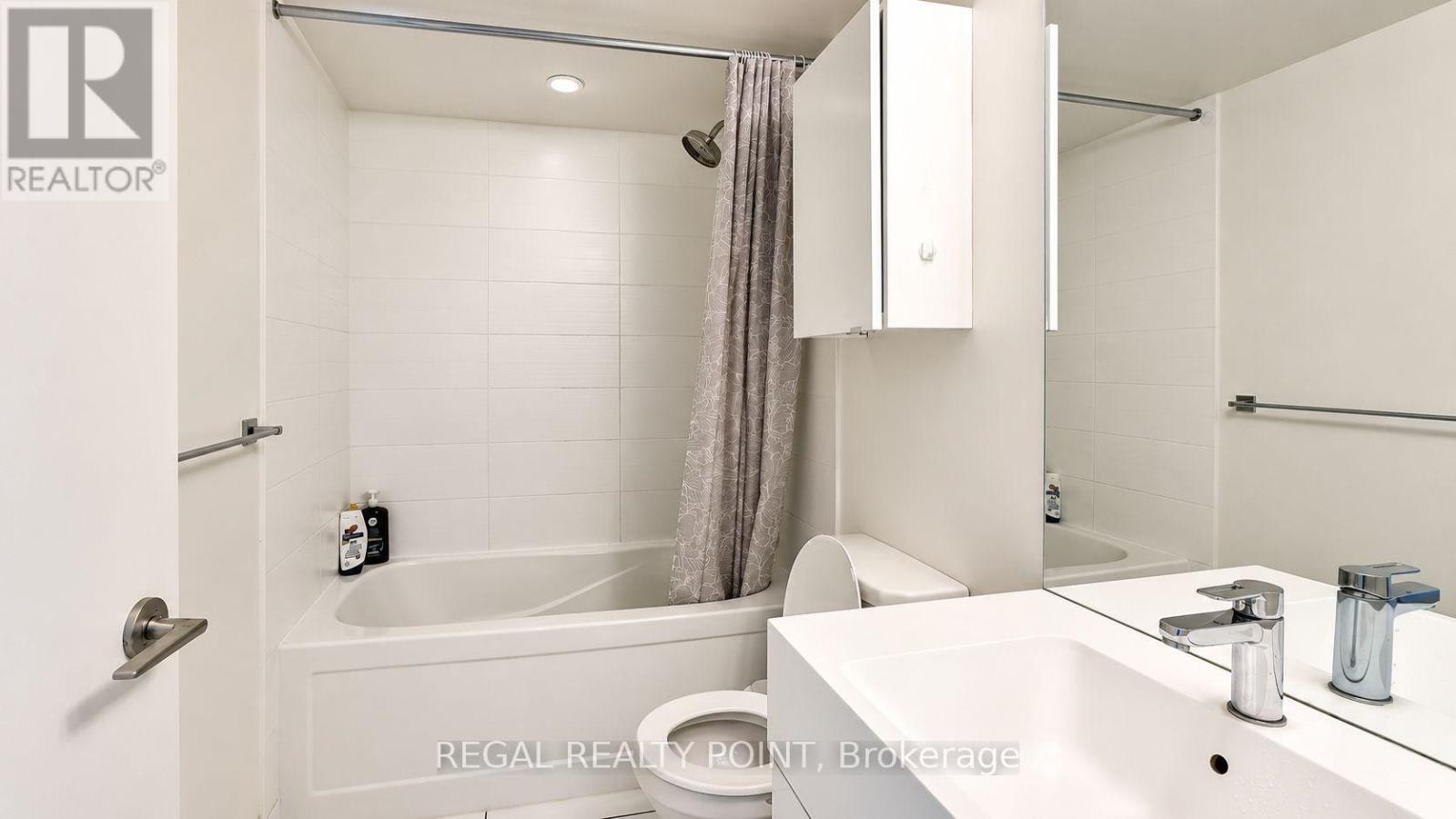 3015-21 Iceboat Terrace, Toronto, ON, M5V 4A9 - 8