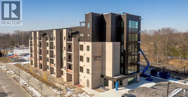 404-1826 Wyoming Avenue, Lasalle, ON, N9H 0P6