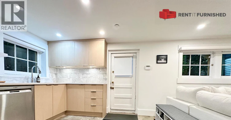 2036 W 15th Avenue, Vancouver, BC, V6J 2L5 - 4