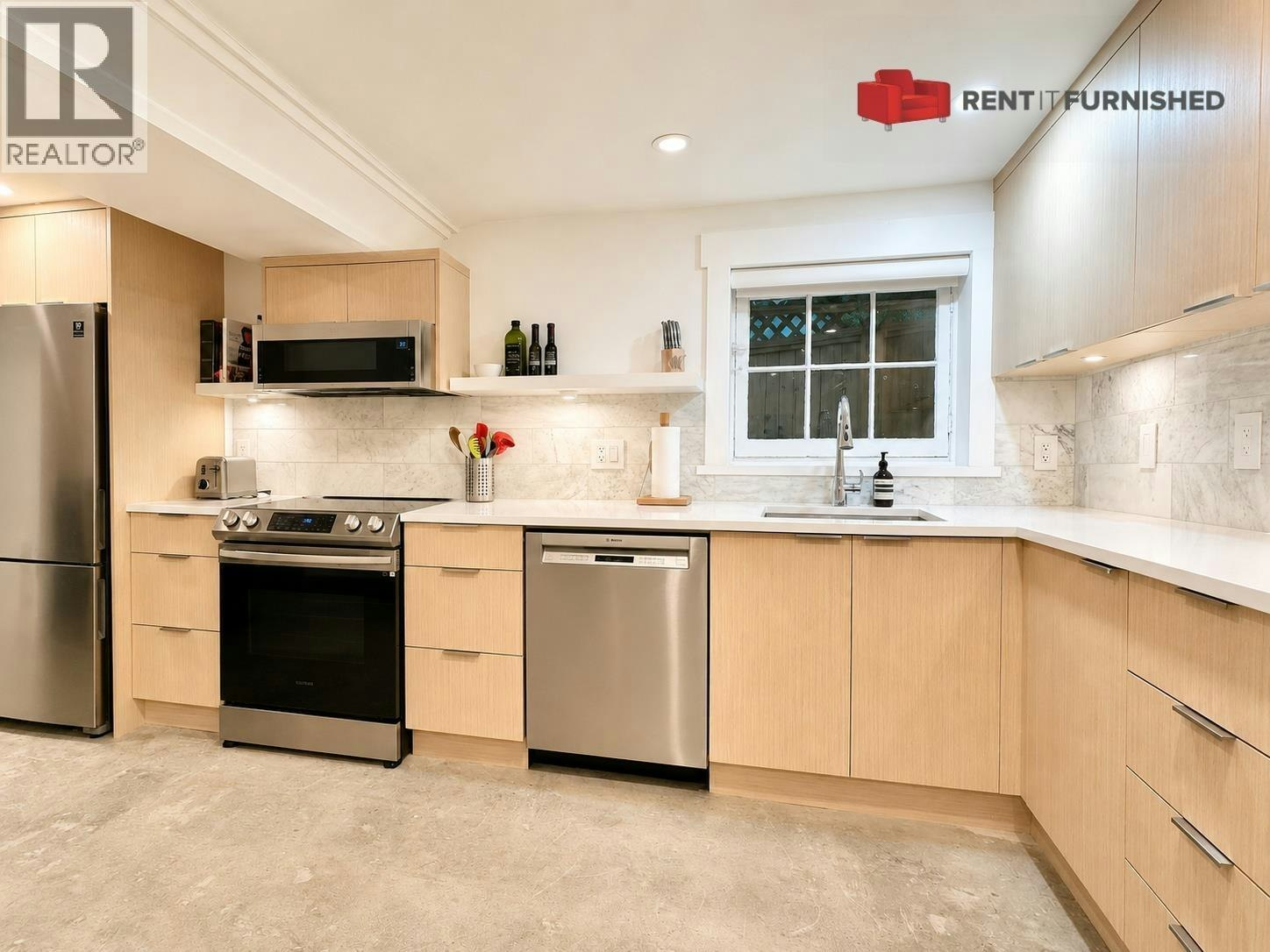 2036 W 15th Avenue, Vancouver, BC, V6J 2L5 - 5
