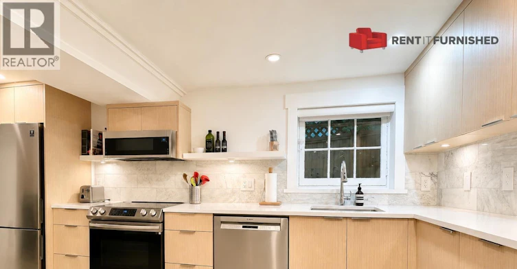 2036 W 15th Avenue, Vancouver, BC, V6J 2L5 - 5