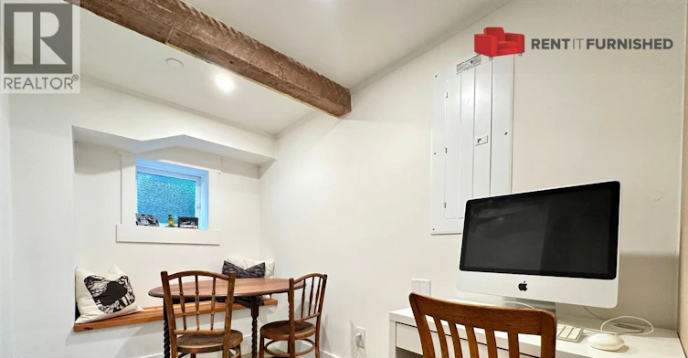 2036 W 15th Avenue, Vancouver, BC, V6J 2L5 - 9