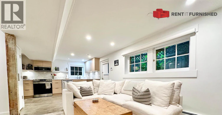 2036 W 15th Avenue, Vancouver, BC, V6J 2L5