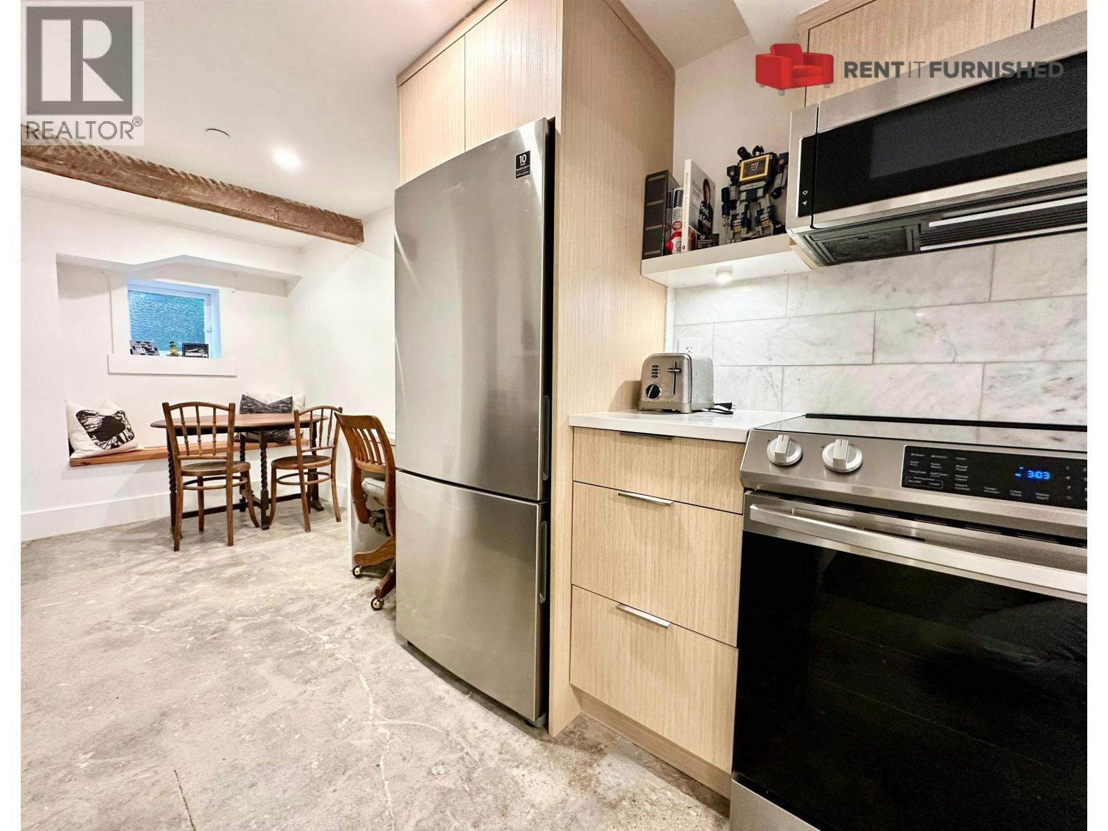 2036 W 15th Avenue, Vancouver, BC, V6J 2L5 - 7