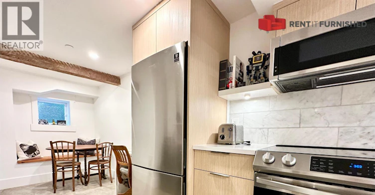 2036 W 15th Avenue, Vancouver, BC, V6J 2L5 - 7