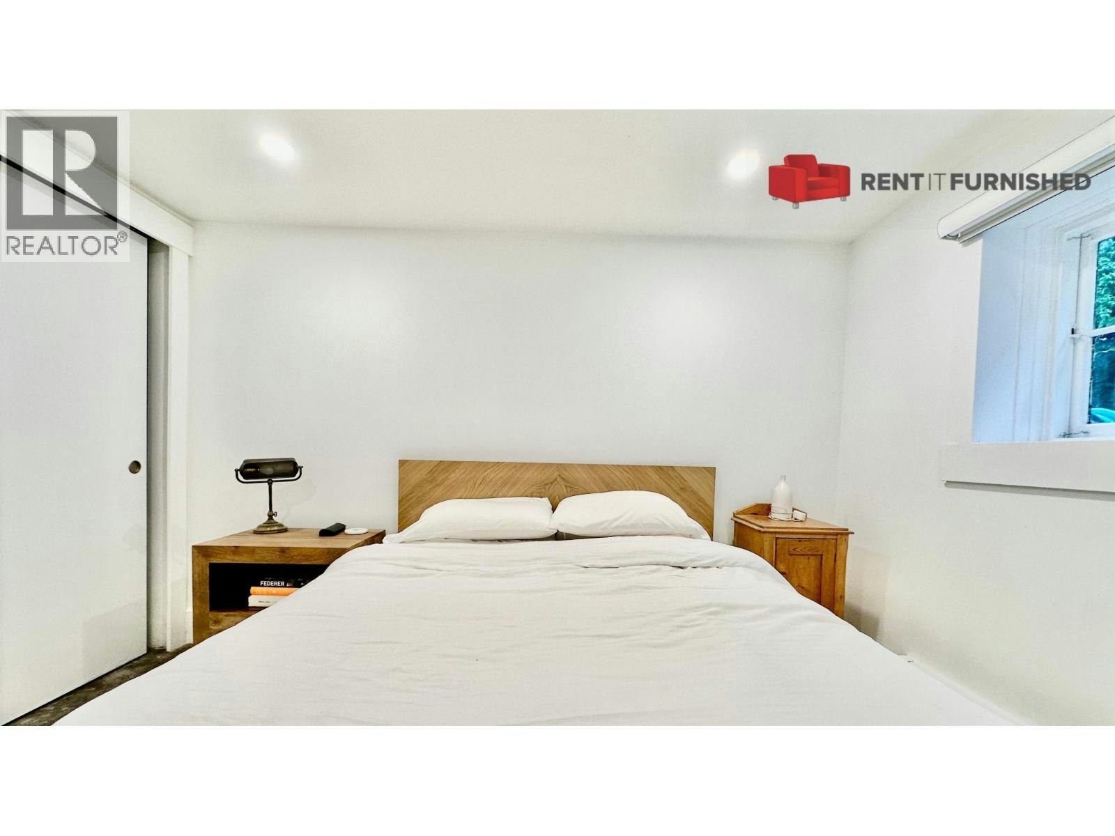 2036 W 15th Avenue, Vancouver, BC, V6J 2L5 - 12